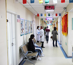 乌鲁木齐药业附属医院儿科